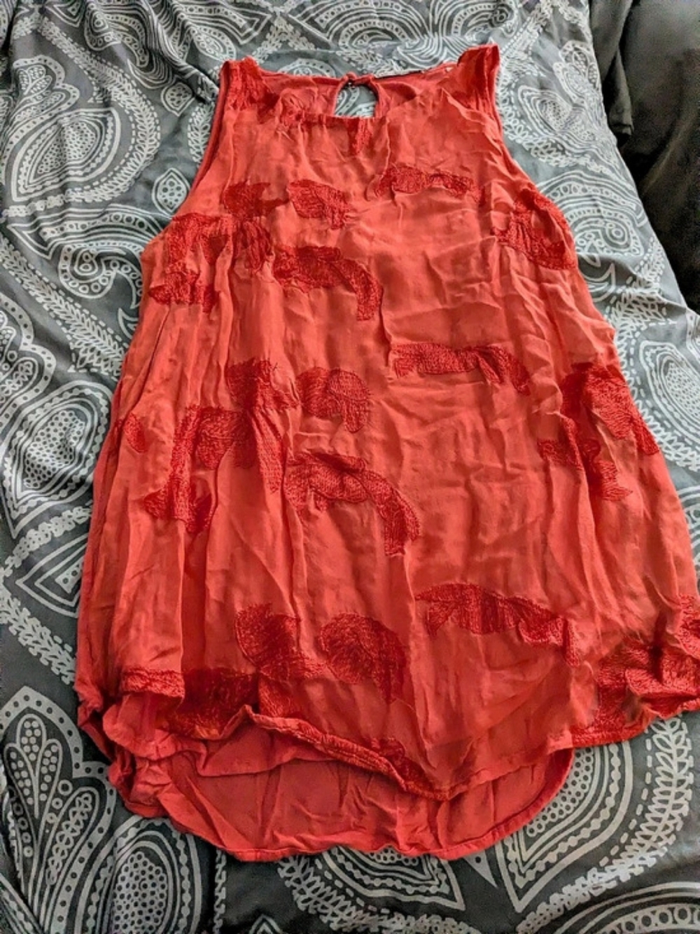 LANGUAGE Red Paisley Tunic Size Medium Like New